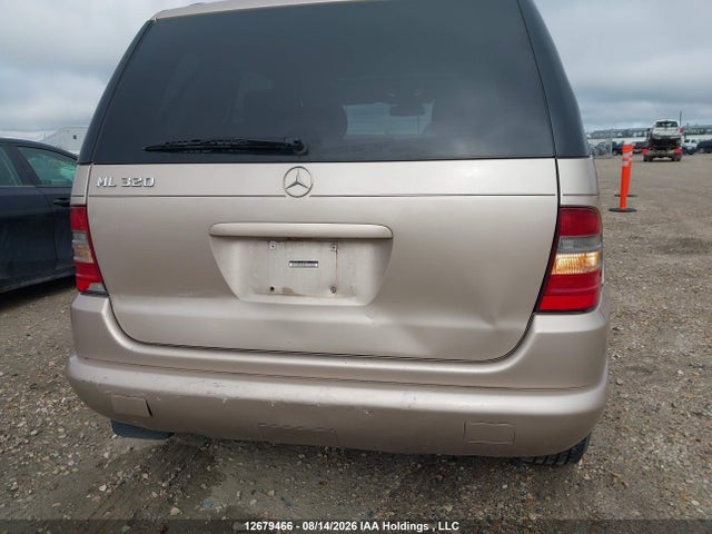 12679466 :رقم المزاد ، 4JGAB54E71A242549 vin ، 2001 Mercedes-benz Ml 320 مزاد بيع