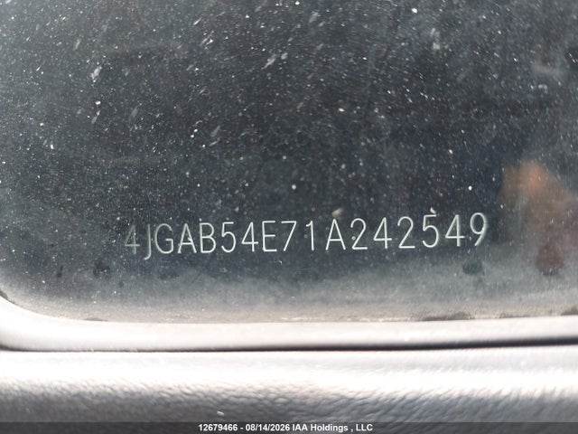 12679466 :رقم المزاد ، 4JGAB54E71A242549 vin ، 2001 Mercedes-benz Ml 320 مزاد بيع