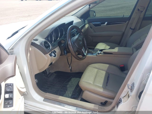 12679480 :رقم المزاد ، WDDGF8FB2CF912902 vin ، 2012 Mercedes-benz C 250 4matic مزاد بيع