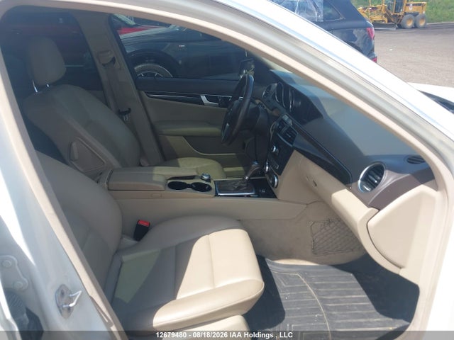 12679480 :رقم المزاد ، WDDGF8FB2CF912902 vin ، 2012 Mercedes-benz C 250 4matic مزاد بيع