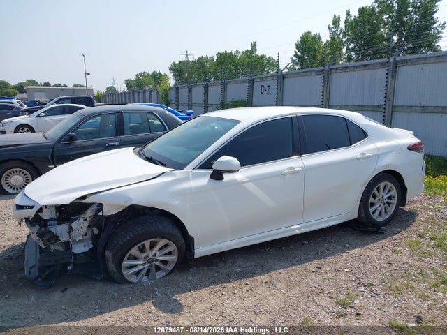 4T1G11AK5NU029524 Toyota CAMRY SE