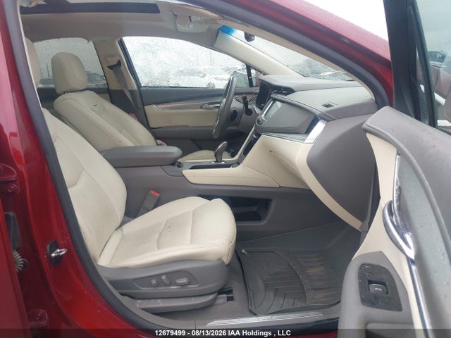 1GYKNERS5HZ302400 Cadillac Xt5 Premium Luxury