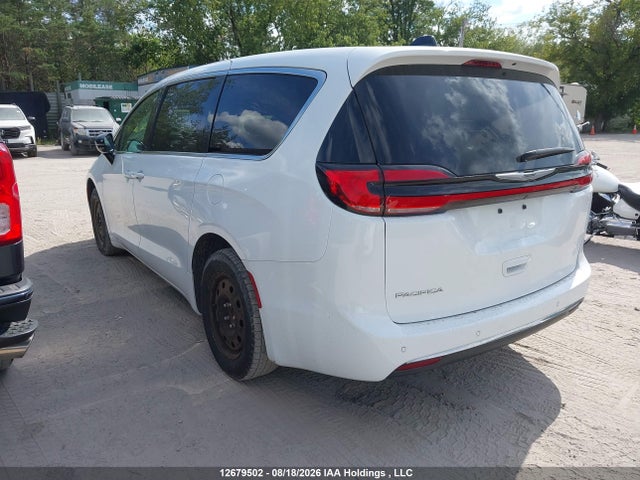 Chrysler Pacifica Touring 2024 2C4RC1FG9RR188156 Image 3