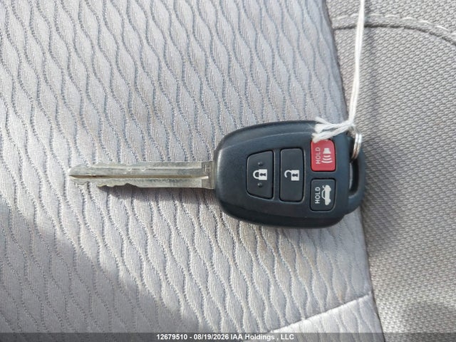 2015 Toyota Corolla Le მანქანა იყიდება აუქციონზე, vin: 2T1BURHE6FC432687, აუქციონის ნომერი: 12679510
