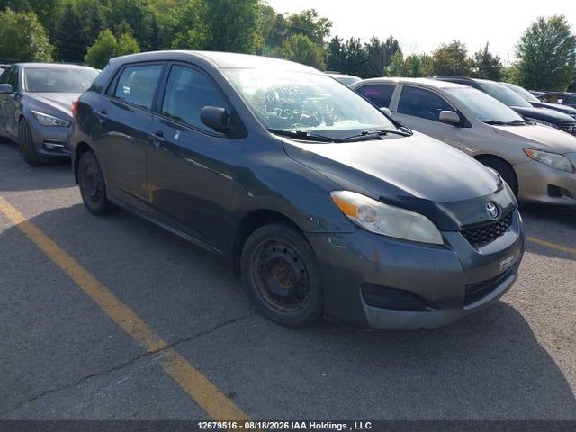 12679516 :رقم المزاد ، 2T1KU4EE8AC255592 vin ، 2010 Toyota Matrix مزاد بيع
