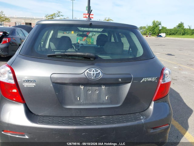 12679516 :رقم المزاد ، 2T1KU4EE8AC255592 vin ، 2010 Toyota Matrix مزاد بيع