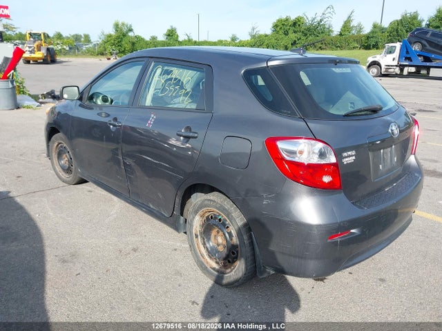 12679516 :رقم المزاد ، 2T1KU4EE8AC255592 vin ، 2010 Toyota Matrix مزاد بيع