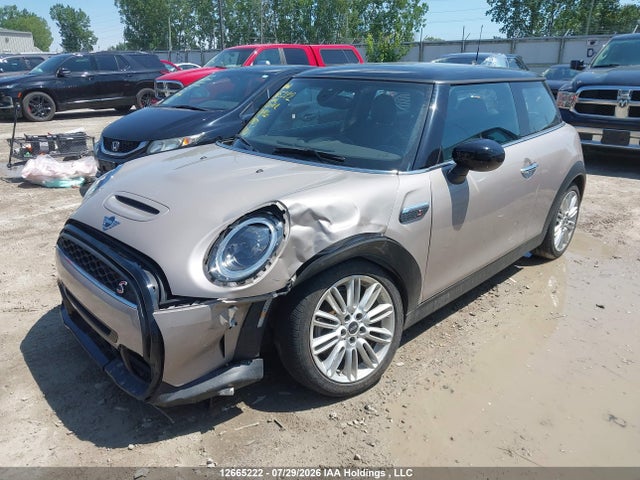 12665222 :رقم المزاد ، WMW53DH05P2T84426 vin ، 2023 Mini 3 Door Cooper S مزاد بيع