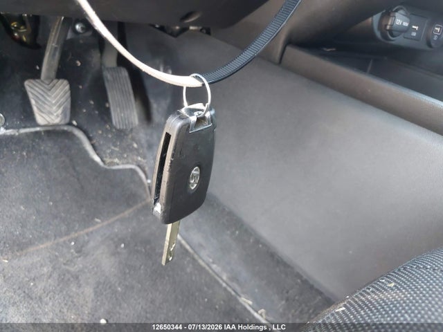 Продаж на аукціоні авто 2022 Hyundai Elantra Essential Manual, vin: KMHLM4AG3NU214755, номер лоту: 12650344