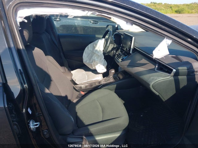 12679538 :رقم المزاد ، 5YFBPMBE0MP215958 vin ، 2021 Toyota Corolla Le مزاد بيع