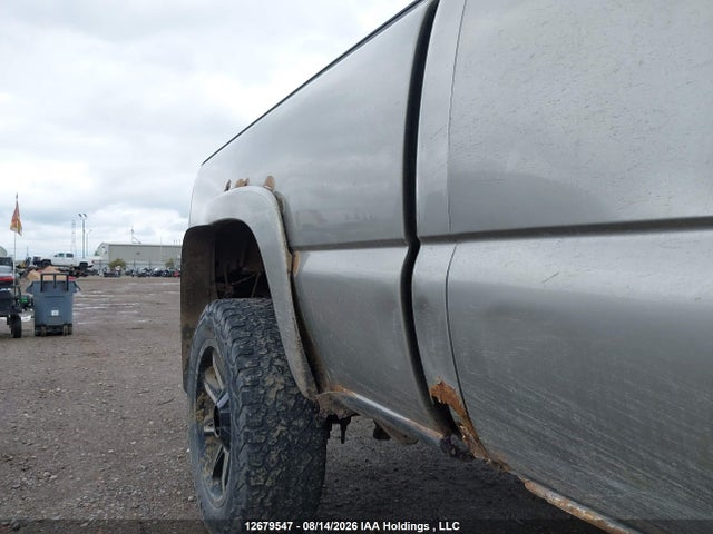12679547 :رقم المزاد ، 1GTHK29U73E148085 vin ، 2003 Gmc Sierra 2500hd Sl/sle/slt مزاد بيع