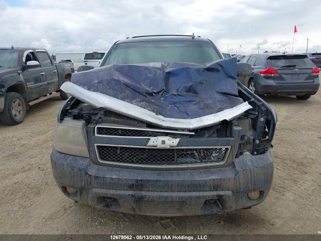 12679562 :رقم المزاد ، 3GNFK16398G198104 vin ، 2008 Chevrolet Suburban Ls/lt/ltz مزاد بيع
