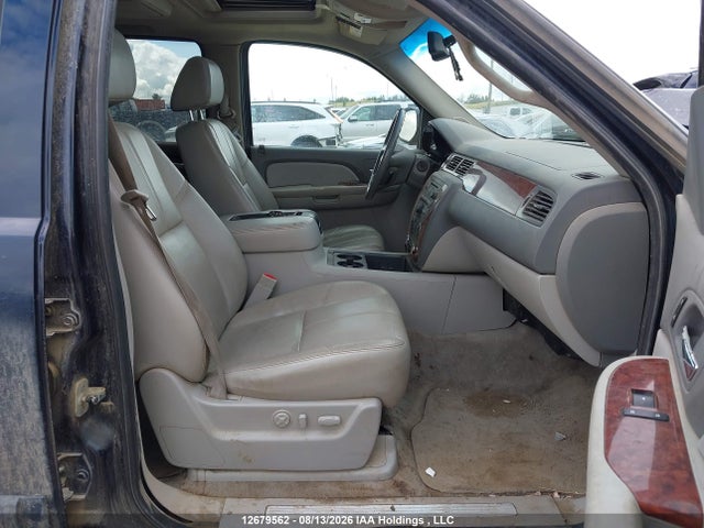 12679562 :رقم المزاد ، 3GNFK16398G198104 vin ، 2008 Chevrolet Suburban Ls/lt/ltz مزاد بيع