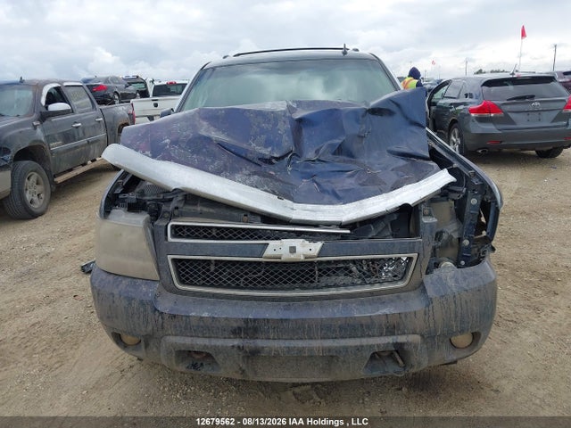 12679562 :رقم المزاد ، 3GNFK16398G198104 vin ، 2008 Chevrolet Suburban Ls/lt/ltz مزاد بيع