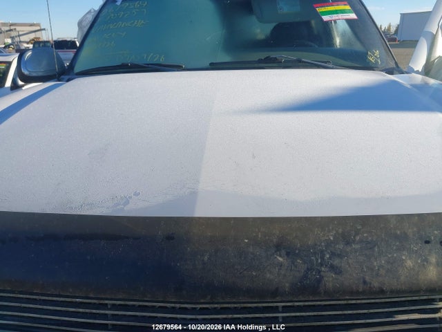 12679564 :رقم المزاد ، 3GNEK13T02G309257 vin ، 2002 Chevrolet Avalanche K1500 مزاد بيع