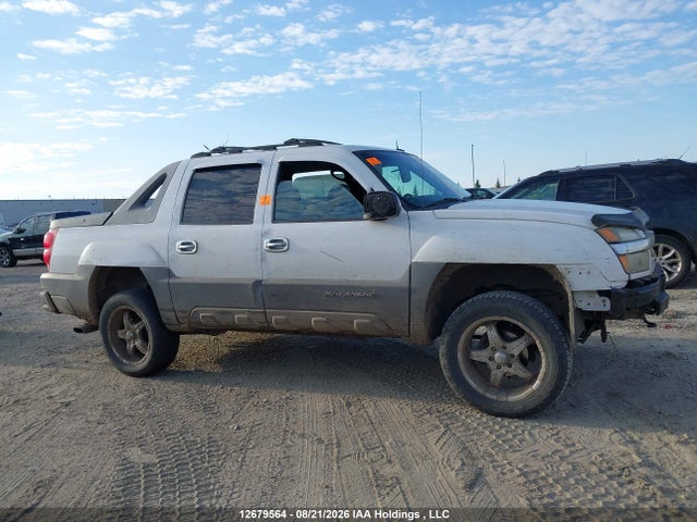 12679564 :رقم المزاد ، 3GNEK13T02G309257 vin ، 2002 Chevrolet Avalanche K1500 مزاد بيع