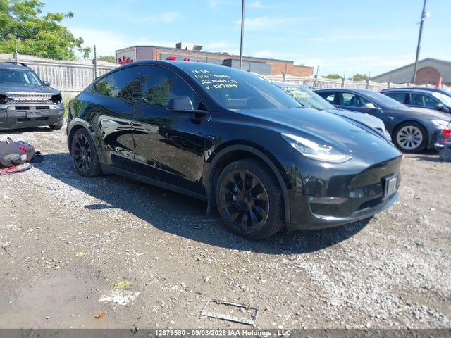 2022 Tesla Model Y Long Range მანქანა იყიდება აუქციონზე, vin: 7SAYGDEE8NF337389, აუქციონის ნომერი: 12679580