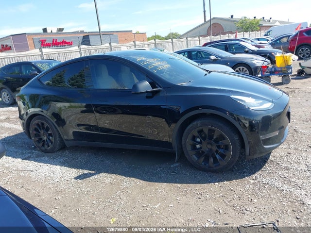 2022 Tesla Model Y Long Range მანქანა იყიდება აუქციონზე, vin: 7SAYGDEE8NF337389, აუქციონის ნომერი: 12679580