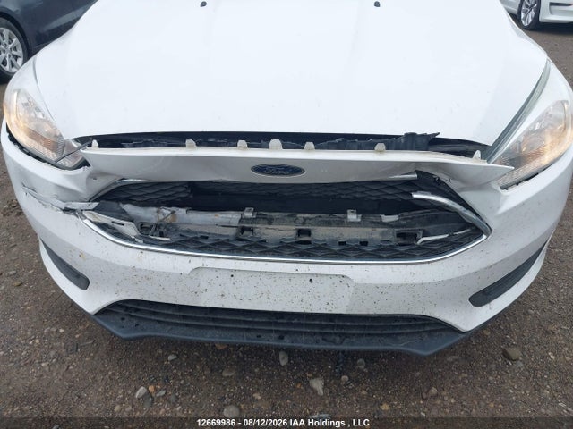 Ford FOCUS SE 2015 1FADP3K21FL284183 Image 6