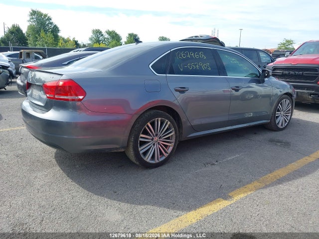 1VWBS7A35FC057903 Volkswagen Passat 1.8 Tsi Comfortline