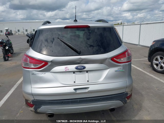 1FMCU0GX2EUD68695 Ford ESCAPE SE
