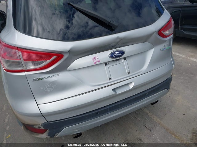 1FMCU0GX2EUD68695 Ford ESCAPE SE
