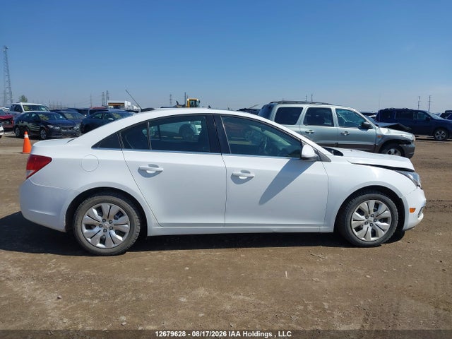 1G1PC5SB6F7120363 Chevrolet Cruze 1lt