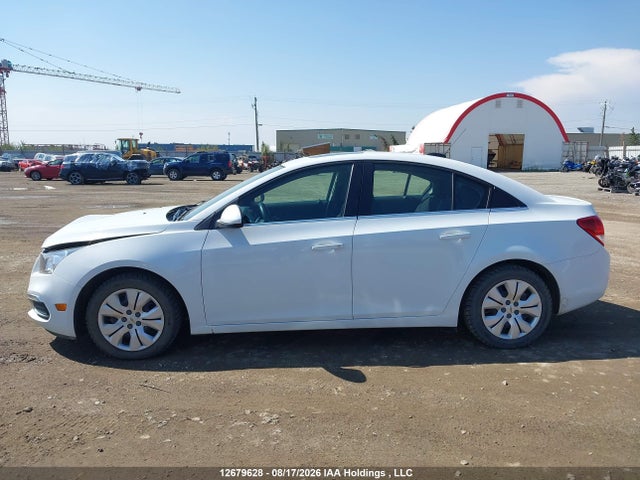 1G1PC5SB6F7120363 Chevrolet Cruze 1lt