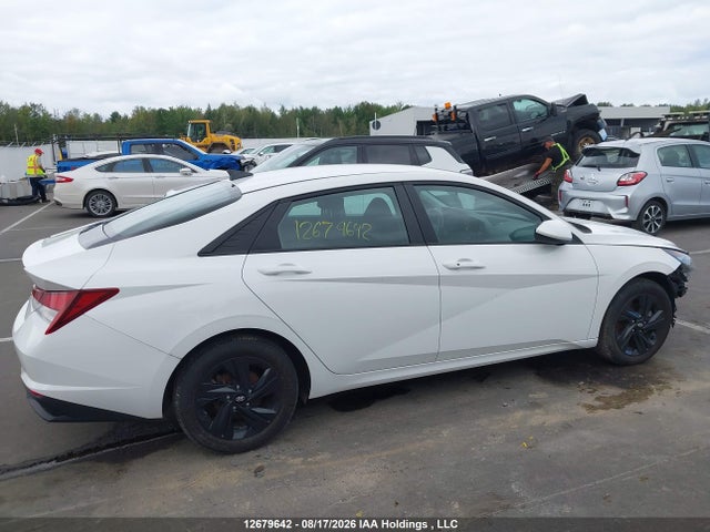 KMHLM4AG0PU562256 Hyundai Elantra Preferred Ivt