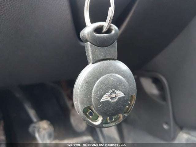 12679705 :رقم المزاد ، WMWML33539TX50521 vin ، 2009 Mini Cooper مزاد بيع
