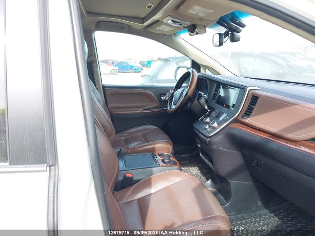 Продаж на аукціоні авто 2016 Toyota Sienna Xle/limited, vin: 5TDDK3DC5GS140943, номер лоту: 12679715