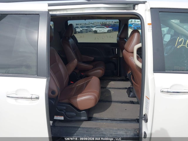 Продаж на аукціоні авто 2016 Toyota Sienna Xle/limited, vin: 5TDDK3DC5GS140943, номер лоту: 12679715