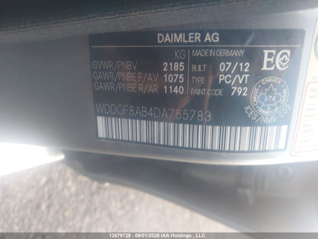 2013 Mercedes-benz C 300 4matic მანქანა იყიდება აუქციონზე, vin: WDDGF8AB4DA755783, აუქციონის ნომერი: 12679728