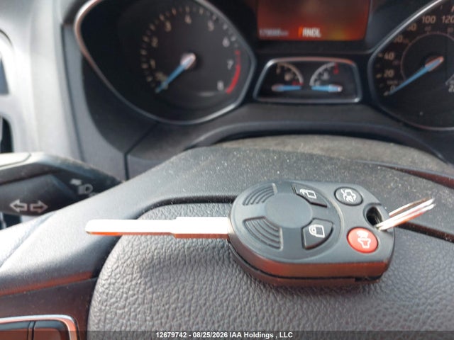 1FADP3K26FL308882 Ford FOCUS SE