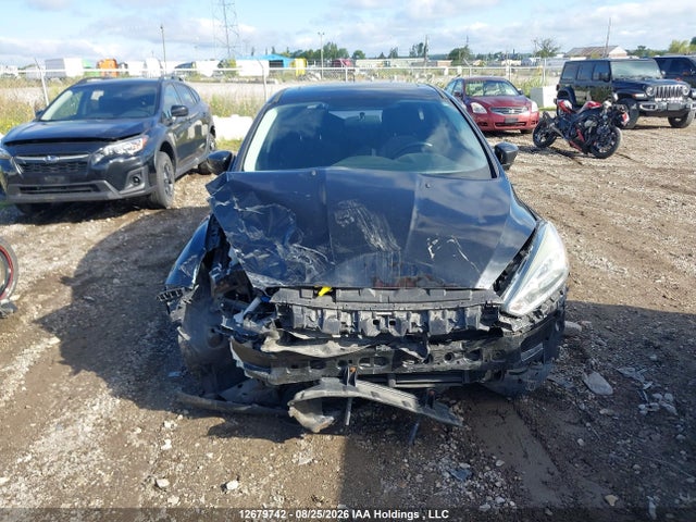 1FADP3K26FL308882 Ford FOCUS SE