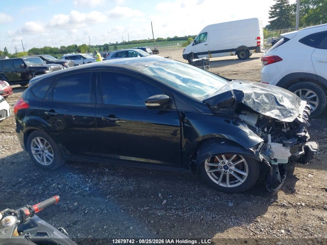 1FADP3K26FL308882 Ford FOCUS SE