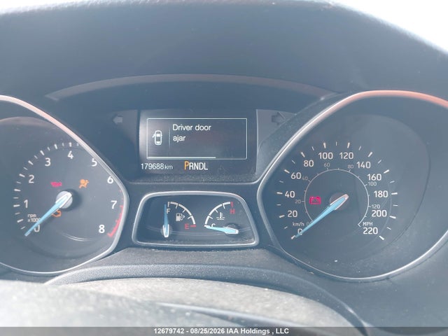 1FADP3K26FL308882 Ford FOCUS SE