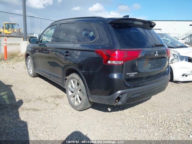 2020 Mitsubishi Outlander Limited Edition/se/sel მანქანა იყიდება აუქციონზე, vin: JA4JZ3AX1LJ600431, აუქციონის ნომერი: 12679752