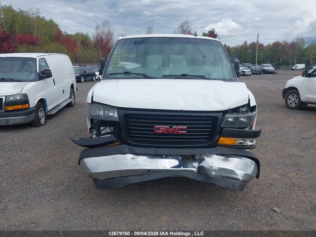 GMC Savana 2500 Work Van 2020 1GTW7AFP5L1142911 Image 12