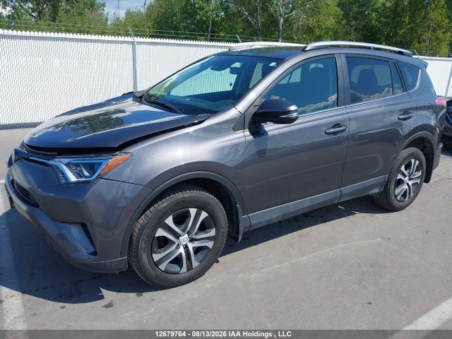 Toyota RAV4 LE 2017 2T3BFREV7HW577082 Image 2