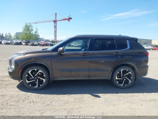 12679766 :رقم المزاد ، JA4J4VA83RZ611332 vin ، 2024 Mitsubishi Outlander Le/se/sel مزاد بيع