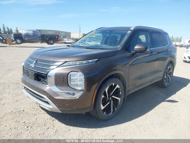 12679766 :رقم المزاد ، JA4J4VA83RZ611332 vin ، 2024 Mitsubishi Outlander Le/se/sel مزاد بيع