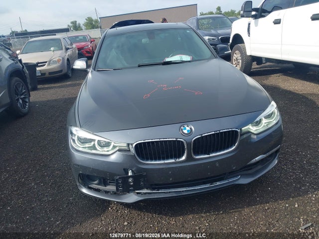 BMW 328i Xdrive 2016 WBA8E3C57GK504554 Image 12