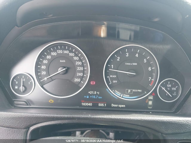 BMW 328i Xdrive 2016 WBA8E3C57GK504554 Image 7