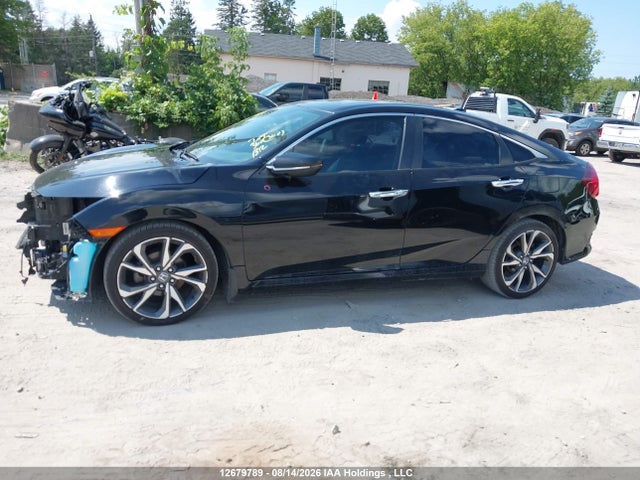 Honda Civic Touring 2021 2HGFC1F9XMH101045 Image 14