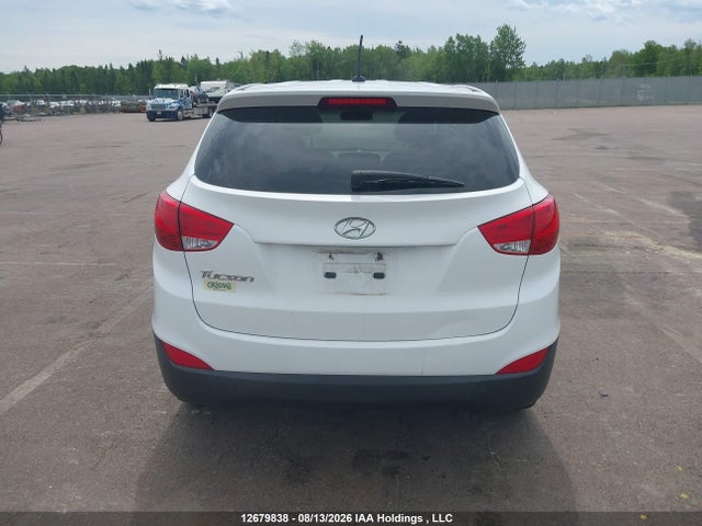 Продаж на аукціоні авто 2015 Hyundai Tucson Gl, vin: KM8JT3AF8FU078037, номер лоту: 12679838
