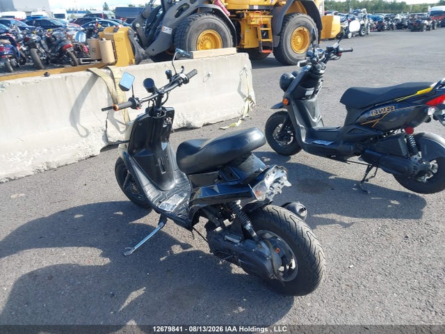 12679841 :رقم المزاد ، VG54RWN081A104959 vin ، 2001 Yamaha Cw50 مزاد بيع