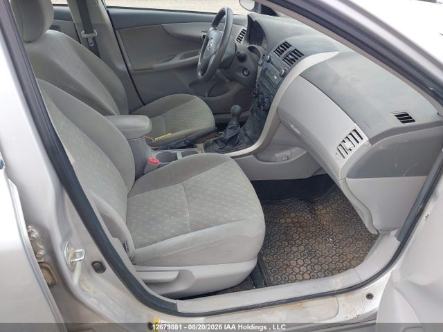 2010 Toyota Corolla Ce მანქანა იყიდება აუქციონზე, vin: 2T1BU4EE6AC504147, აუქციონის ნომერი: 12679881