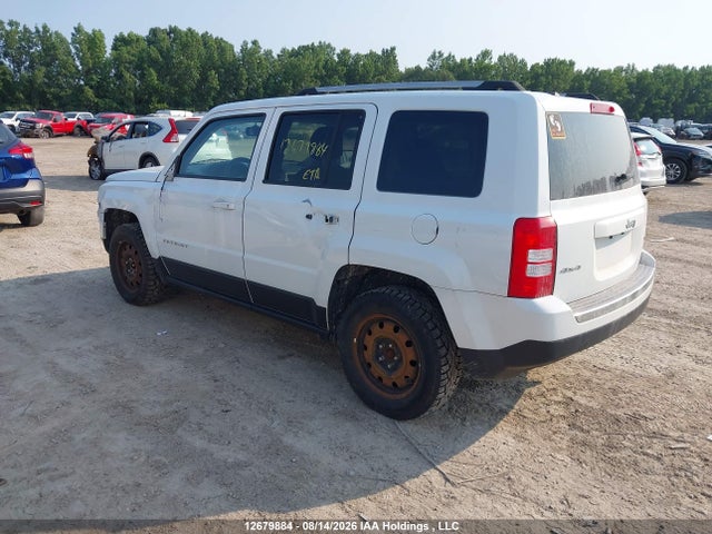 2016 Jeep Patriot მანქანა იყიდება აუქციონზე, vin: 1C4NJRAB3GD738871, აუქციონის ნომერი: 12679884