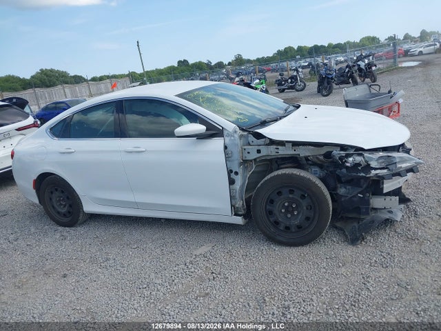 Chrysler 200 LX 2015 1C3CCCFB5FN618218 Image 14